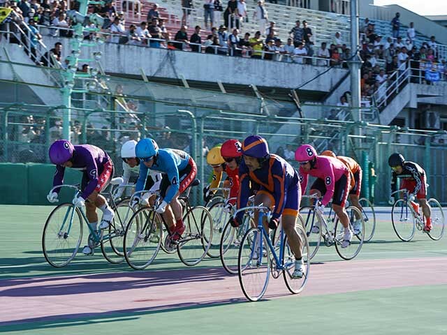 京都向日町競輪開設73周年記念平安賞の決勝レース赤板