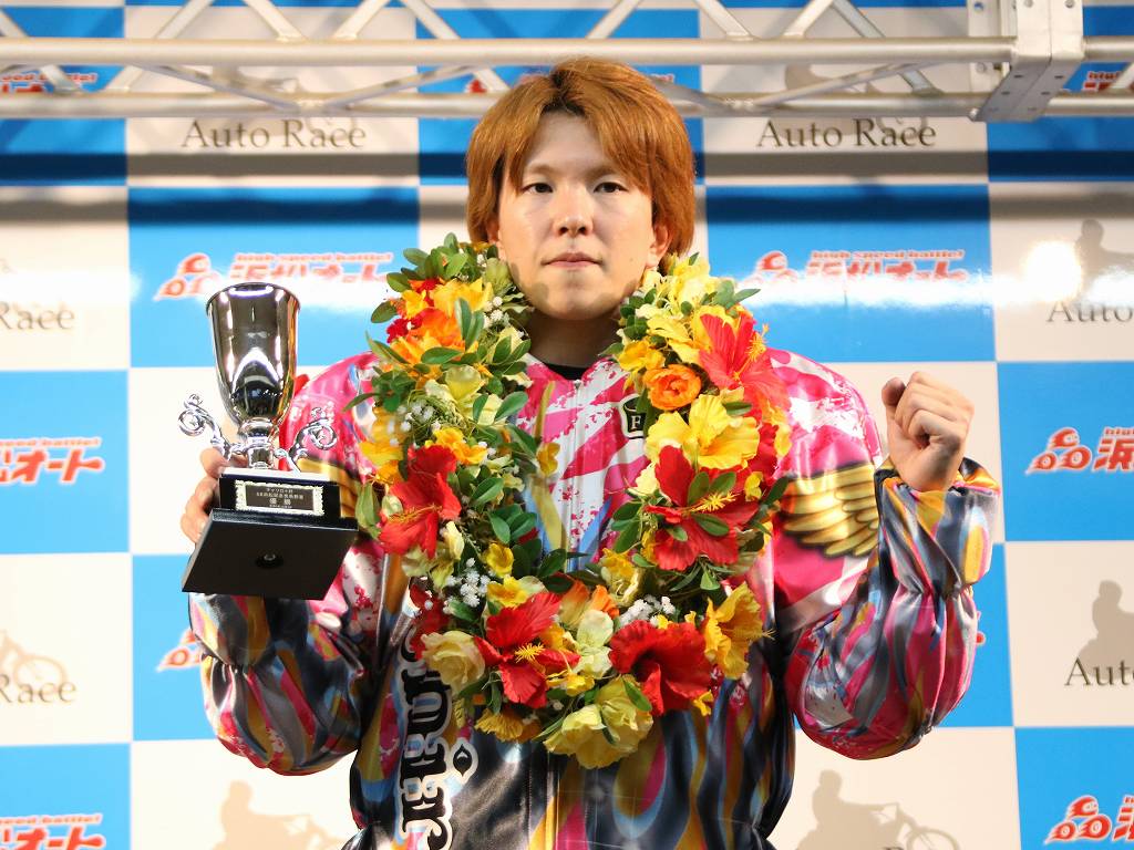 鈴木圭一郎 セTHE RUNWAY2018/2019選手表彰式・ファン感謝祭